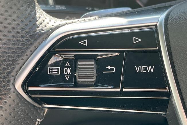 Audi A6 Avant Photo 16