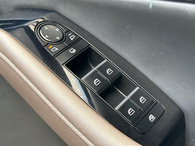 MAZDA Cx-30 Photo 42