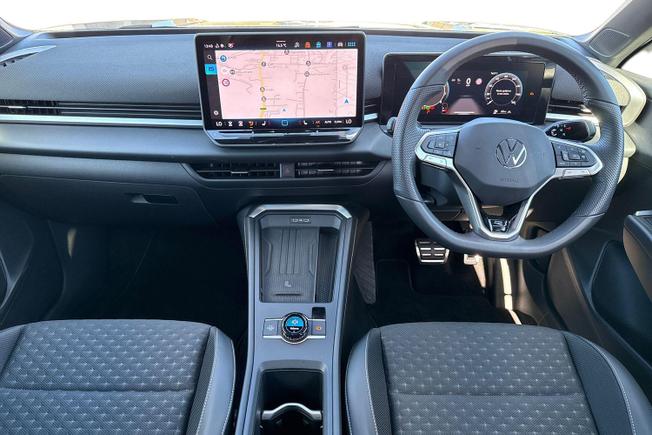 VOLKSWAGEN T-Roc Photo 10