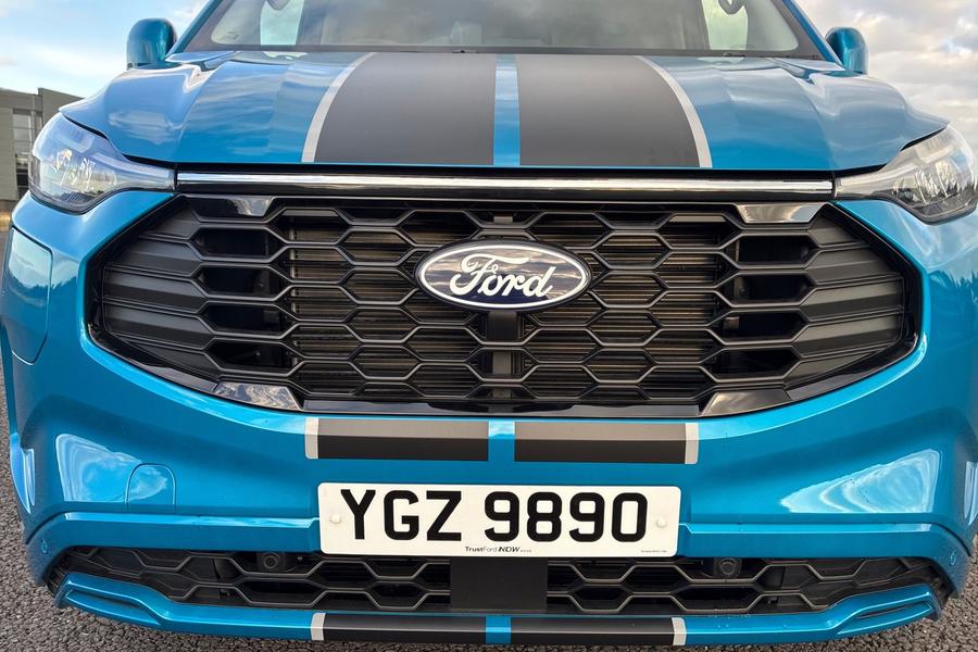 Ford Transit Custom Photo autoimg-87e5435cb5146e50e1fdfc3858623b7d31102d2a.jpg