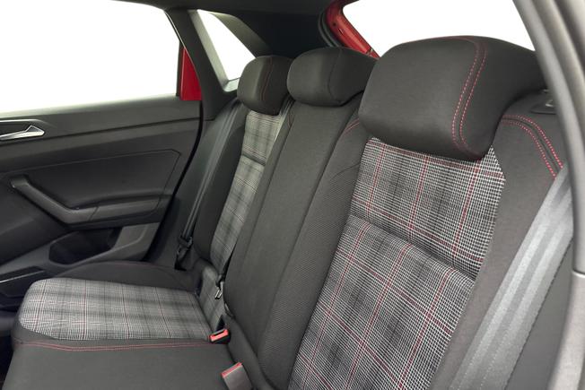 Volkswagen Polo Photo 9