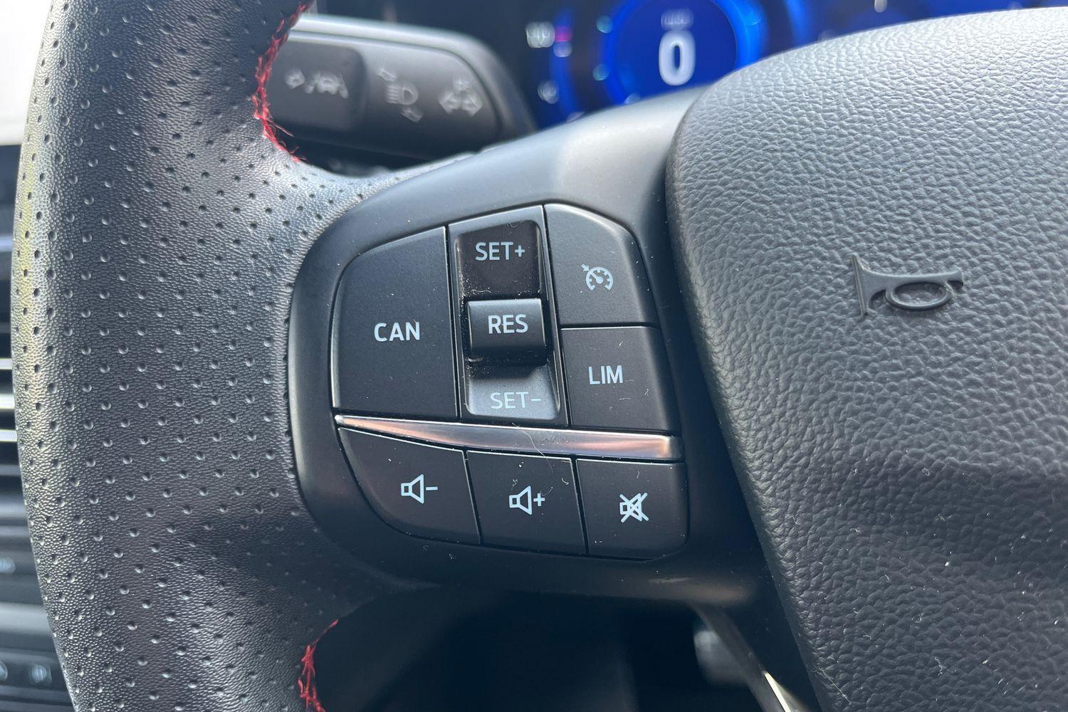 Ford FOCUS Photo 35