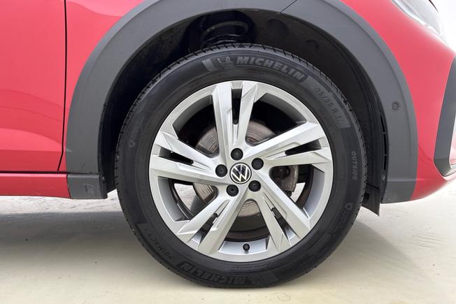 VOLKSWAGEN Taigo Photo 5