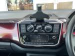Volkswagen UP Photo 13