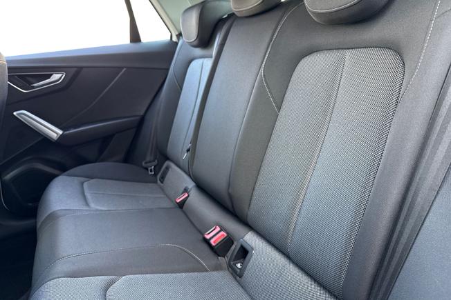 AUDI Q2 Photo 9