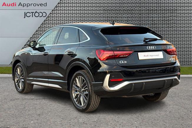 AUDI Q3 Photo 3
