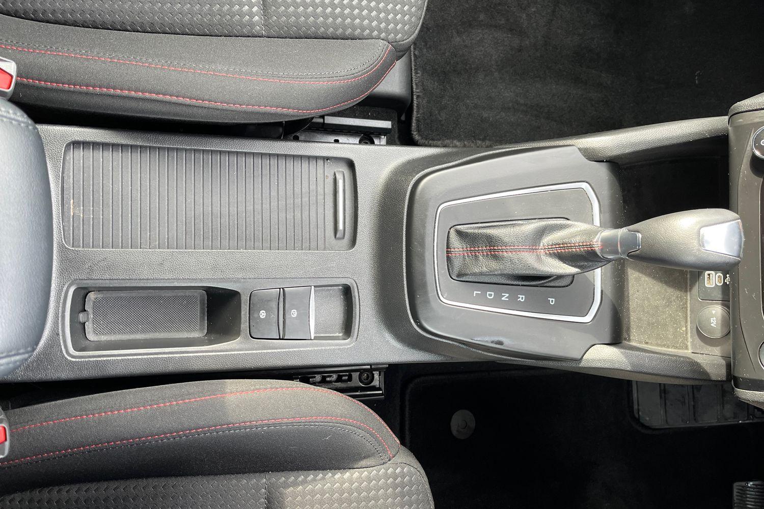 Ford FOCUS Photo 30