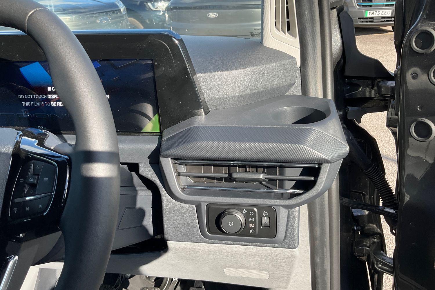 Ford TRANSIT CUSTOM Photo 25