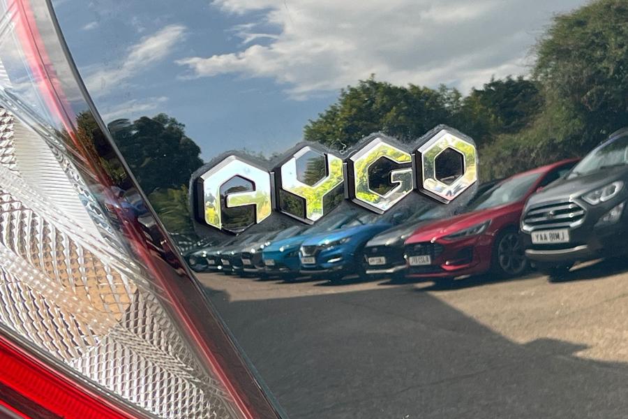 Toyota AYGO Photo autoimg-87f3f278c3dc0d9ec39ba845cb71f12e3fef90fb.jpg