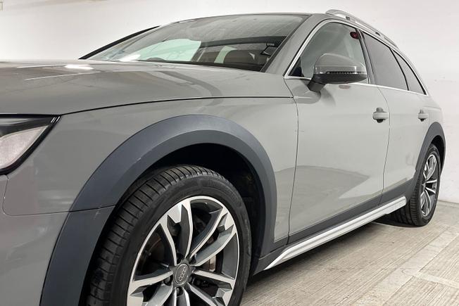 AUDI A4 Allroad Photo 40
