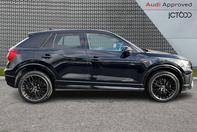Audi Q2 Photo 4
