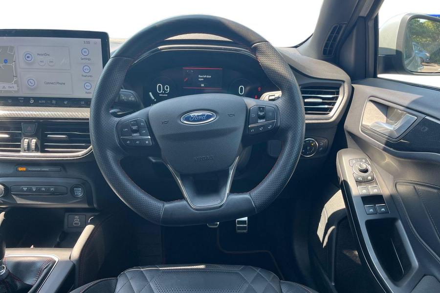 Ford Focus Photo autoimg-87fd28bfdd8893442ee2bd3d02f4a79ce6eb0bac.jpg