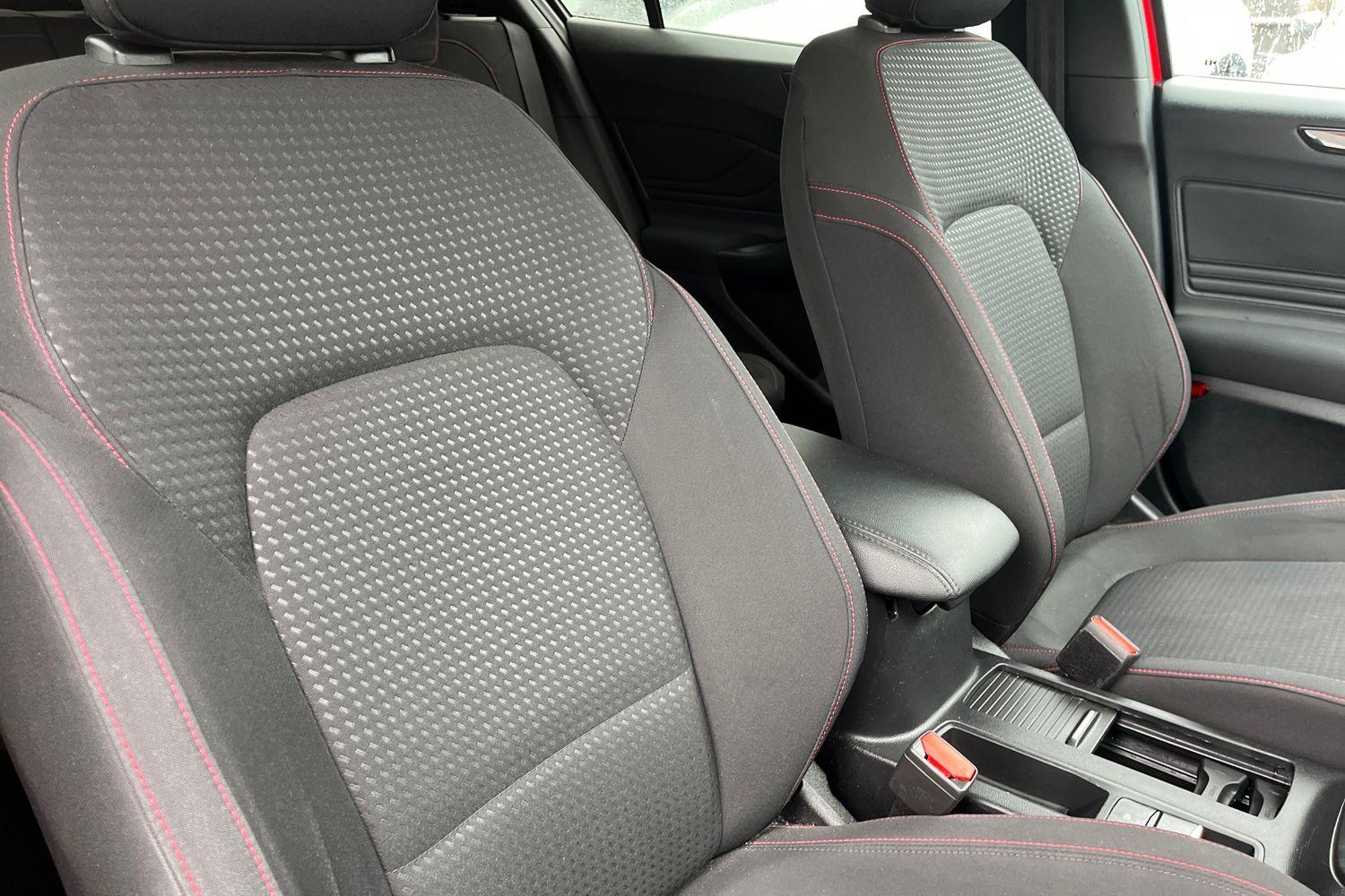 Ford FOCUS Photo 16