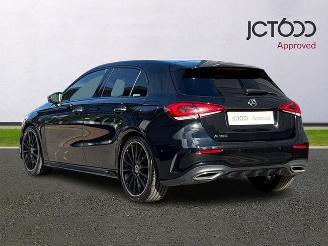 MERCEDES-BENZ A Class Photo 3