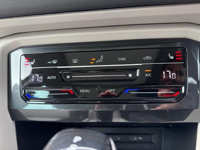 VOLKSWAGEN Tiguan Photo 43
