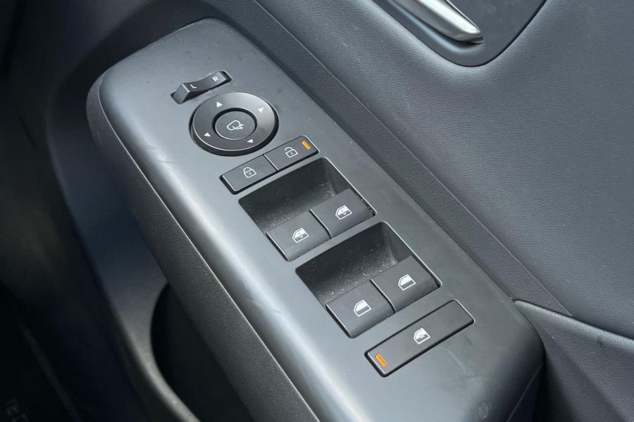 Hyundai Kona Photo autoimg-88041d0b4582bcb379832673a6aa62a94b4d6866.jpg