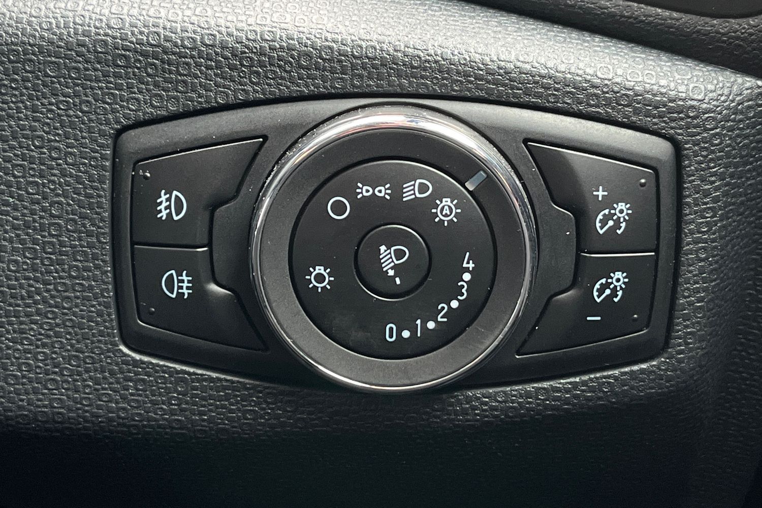Ford EcoSport Photo 39