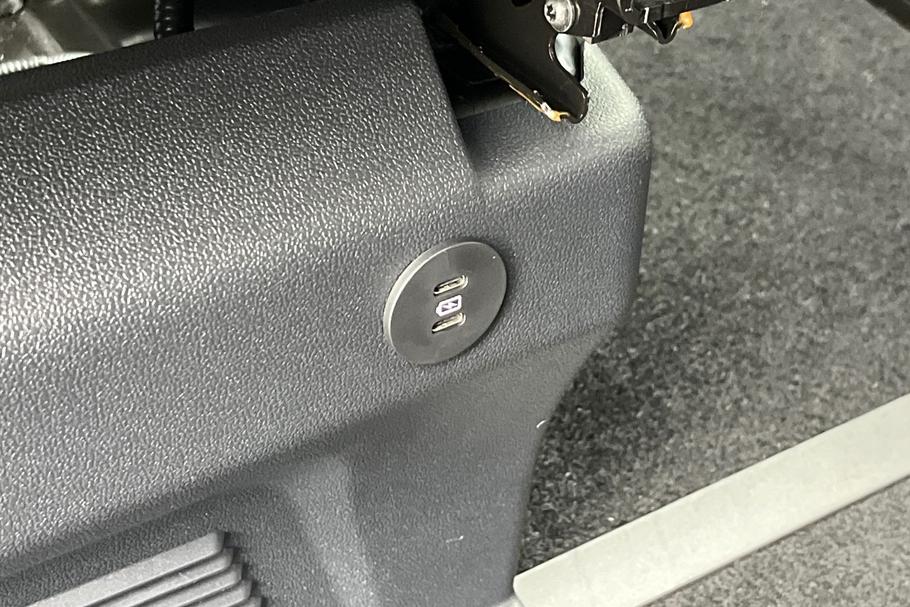 Used FORD TRANSIT CUSTOM WV75UVX 39
