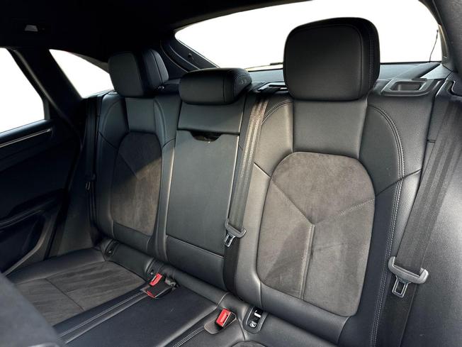 Porsche Macan Photo 9