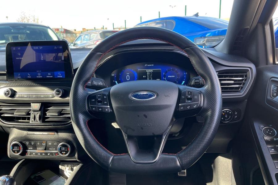 Ford Focus Photo autoimg-880650a0f0b70da12d039c3a14c8d1b19d0fe040.jpg