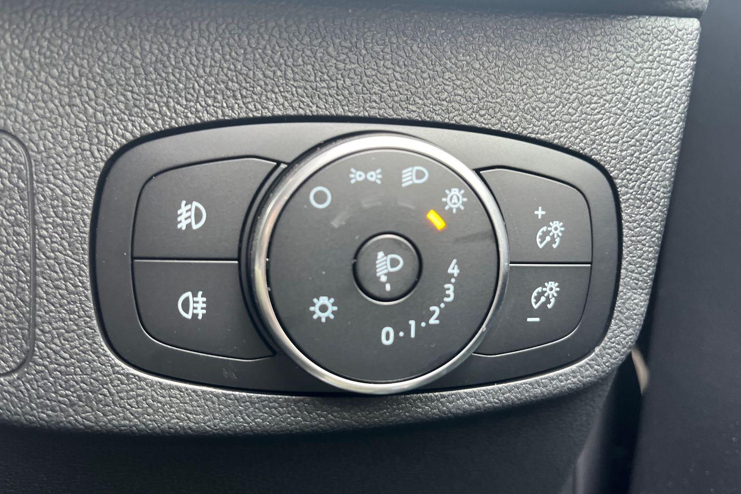 Ford FOCUS Photo 30