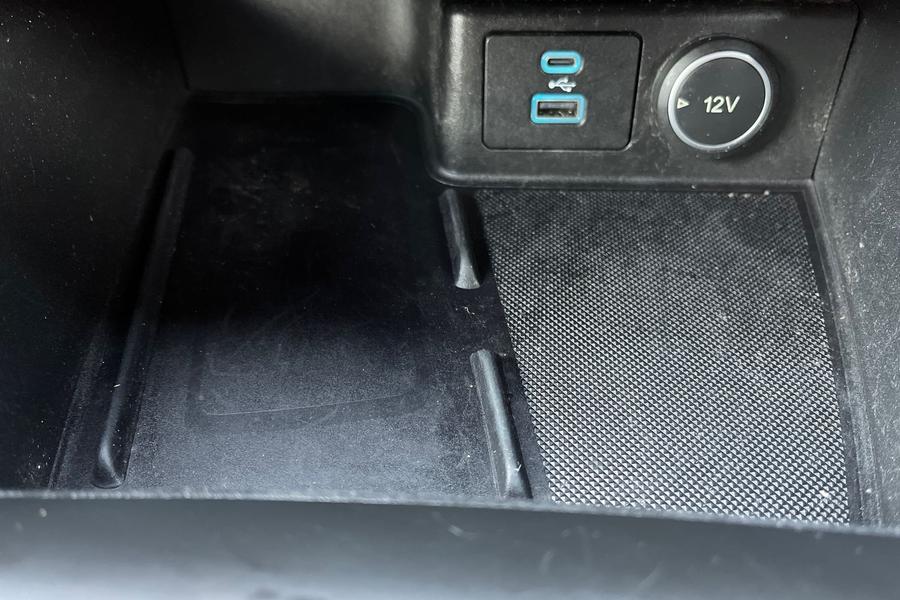Ford KUGA Photo autoimg-88087d5dd6f6cdf868ad90410a6faebe9b8c0eba.jpg