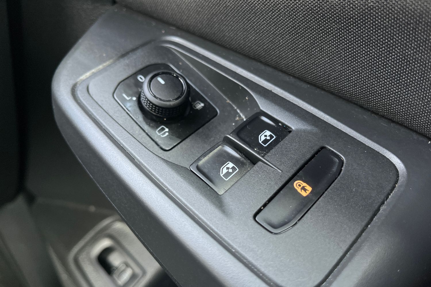 Ford TRANSIT CONNECT Photo 28