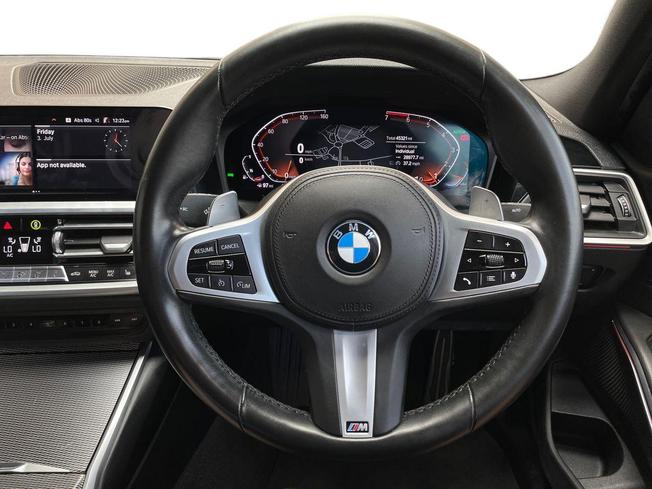 BMW 3 Series Photo 11