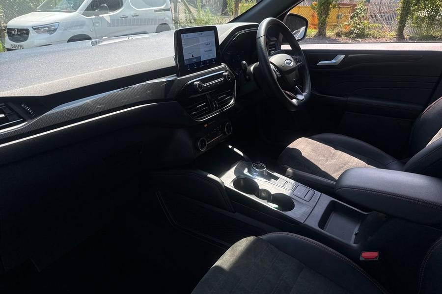 Ford KUGA Photo autoimg-880ac0fc4c3acd01957ed859f69fc2292d2a4887.jpg
