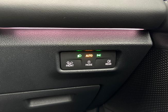 VOLKSWAGEN Tiguan Photo 28
