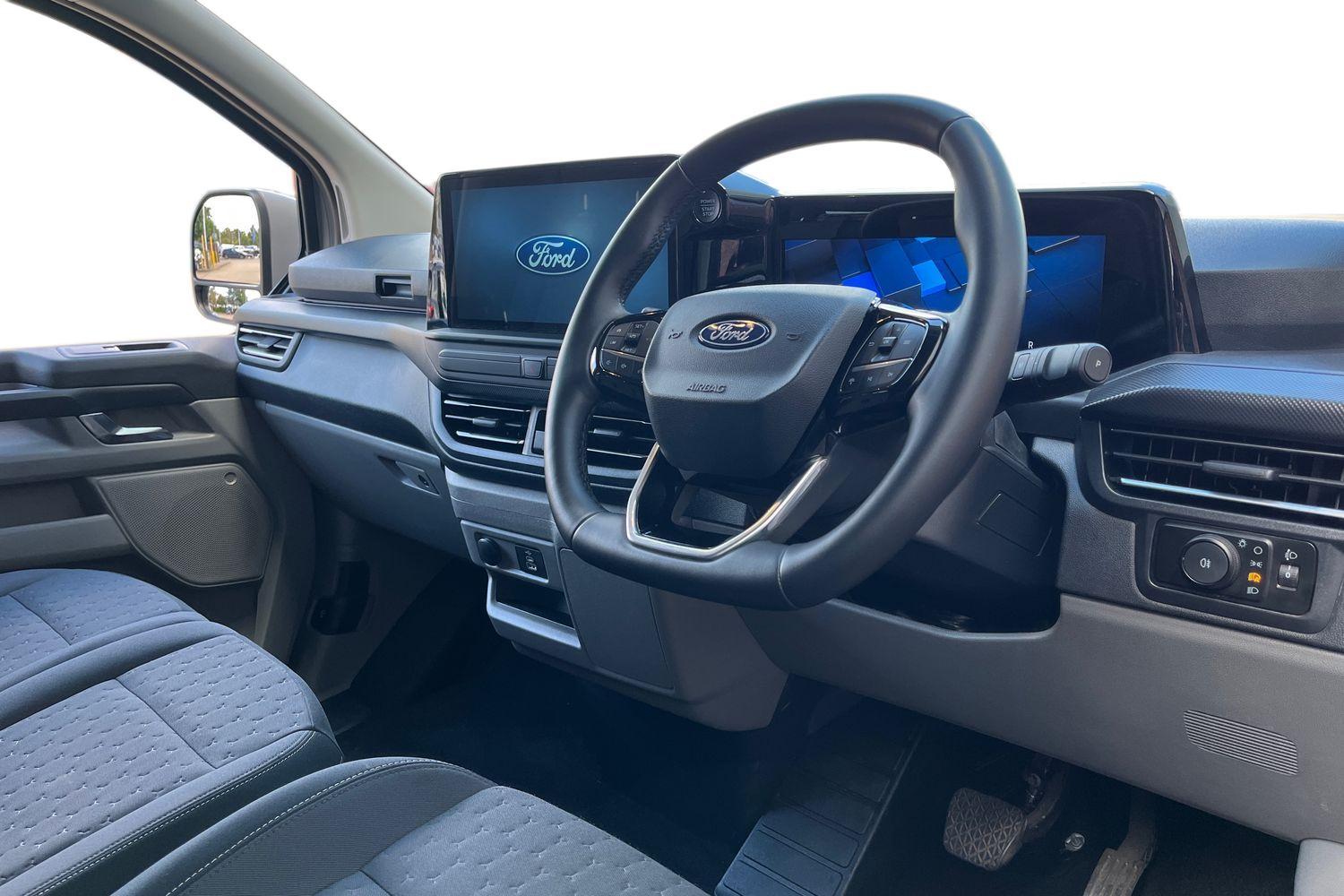 Ford TRANSIT CUSTOM Photo 13