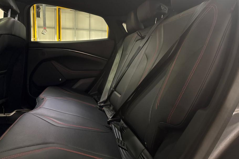 Used Ford MUSTANG MACH-E 20