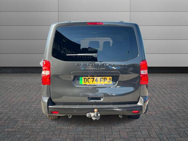 Peugeot e-Traveller Photo autoimg-8821e9a3be3d862abc915a0e207922eb34401877.jpg