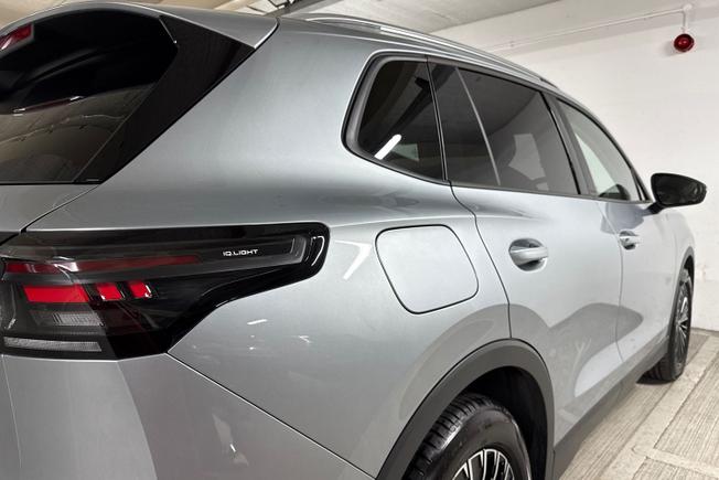 VOLKSWAGEN Tiguan Photo 38