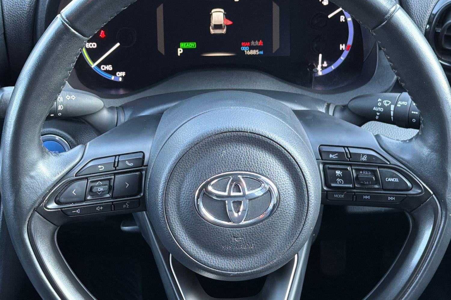 Toyota Yaris Cross Photo 11