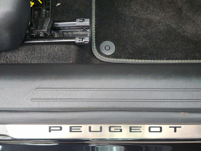 Used Peugeot 208 KM75HNY 48