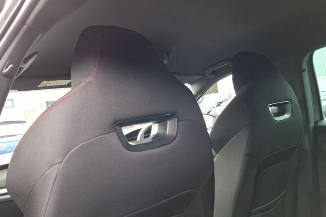 ŠKODA Octavia Photo 24