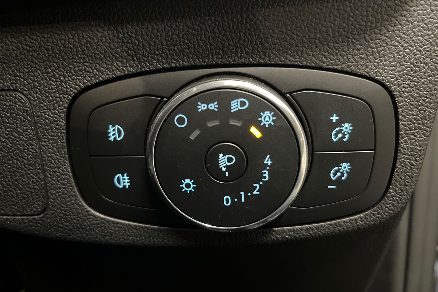 Ford Focus Photo 35