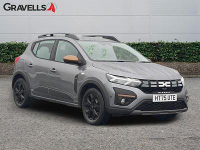 Used 2026 Dacia SANDERO STEPWAY 1.0 TCe EXTREME Hatchback 5dr Petrol Manual Euro 6 (s/s) (90 ps) Grey at Gravells