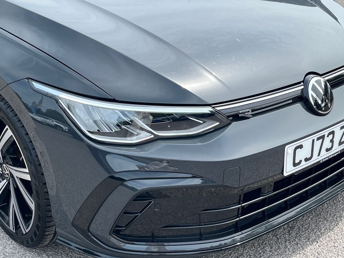 Volkswagen Golf Photo 17
