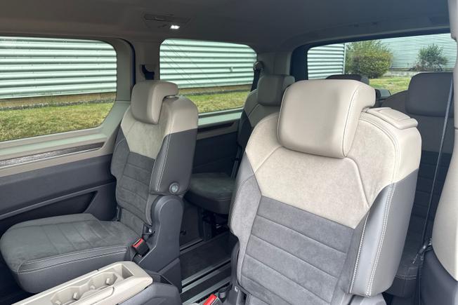 Volkswagen Multivan Photo 9