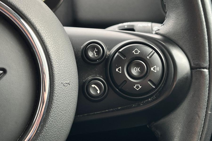 MINI Countryman Photo autoimg-883895c09674c4ccedab527161a7534b70783fcb.jpg