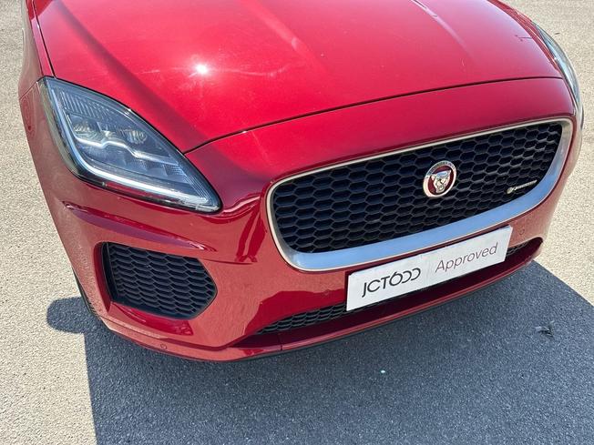 JAGUAR E-Pace Photo 29