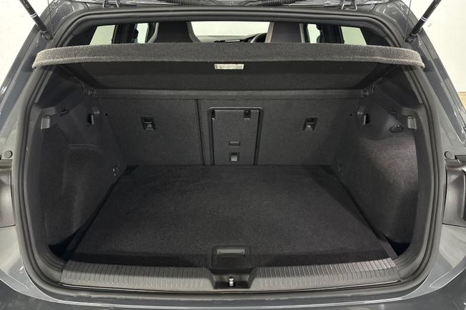 VOLKSWAGEN Golf Photo 12