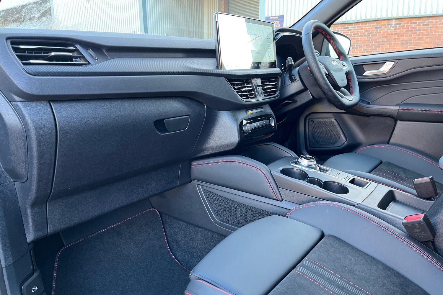 Ford KUGA Photo 17
