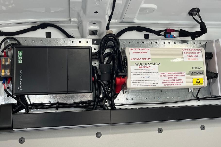 Used FORD TRANSIT BG75MHN 33