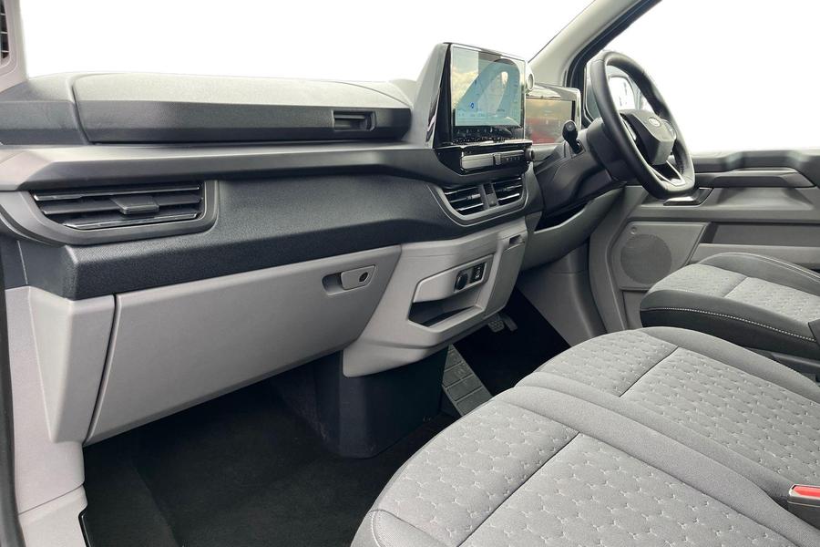Ford TOURNEO CUSTOM Photo autoimg-8846be561f8e2a00ba95328ee589779b6a0975c5.jpg