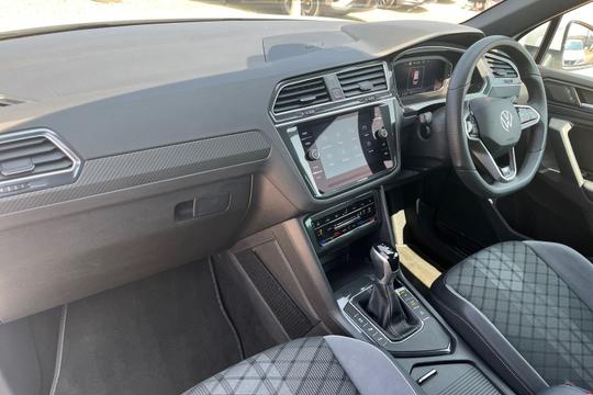 Volkswagen Tiguan Photo autoimg-88480984d27d536d456f5f61bba64683bba665a4.jpg
