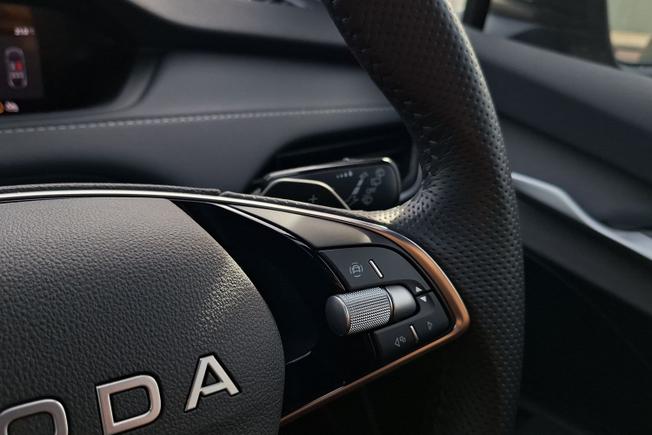 ŠKODA ENYAQ Photo 17