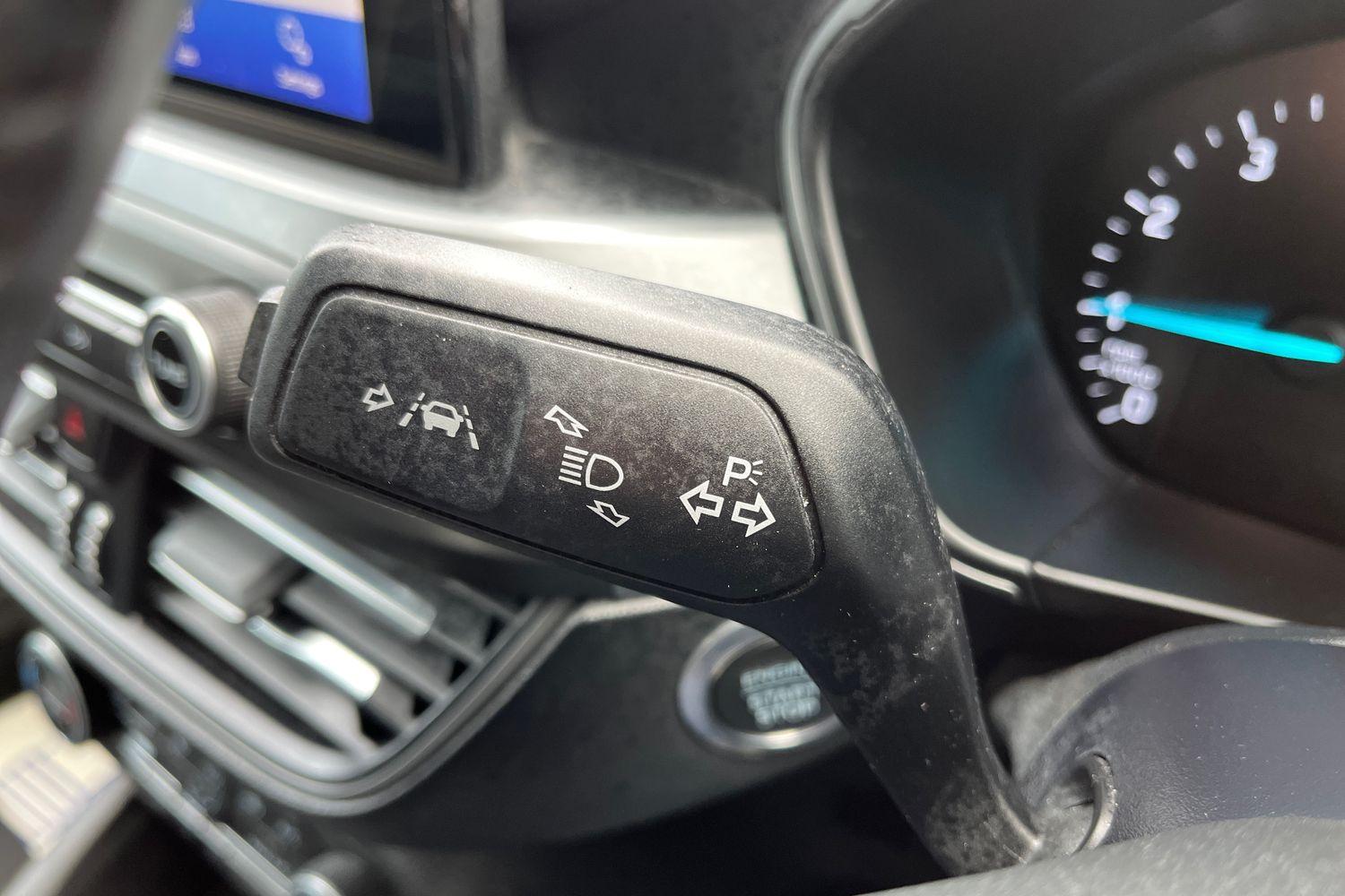 Ford FOCUS Photo 13